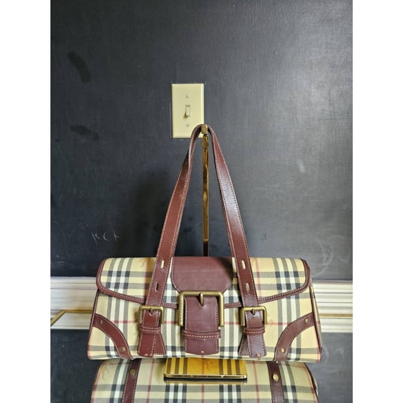 Authentic BURBERRY Haymarket Check Coated Canvas Shoulder Bag - Picture 3 of 10